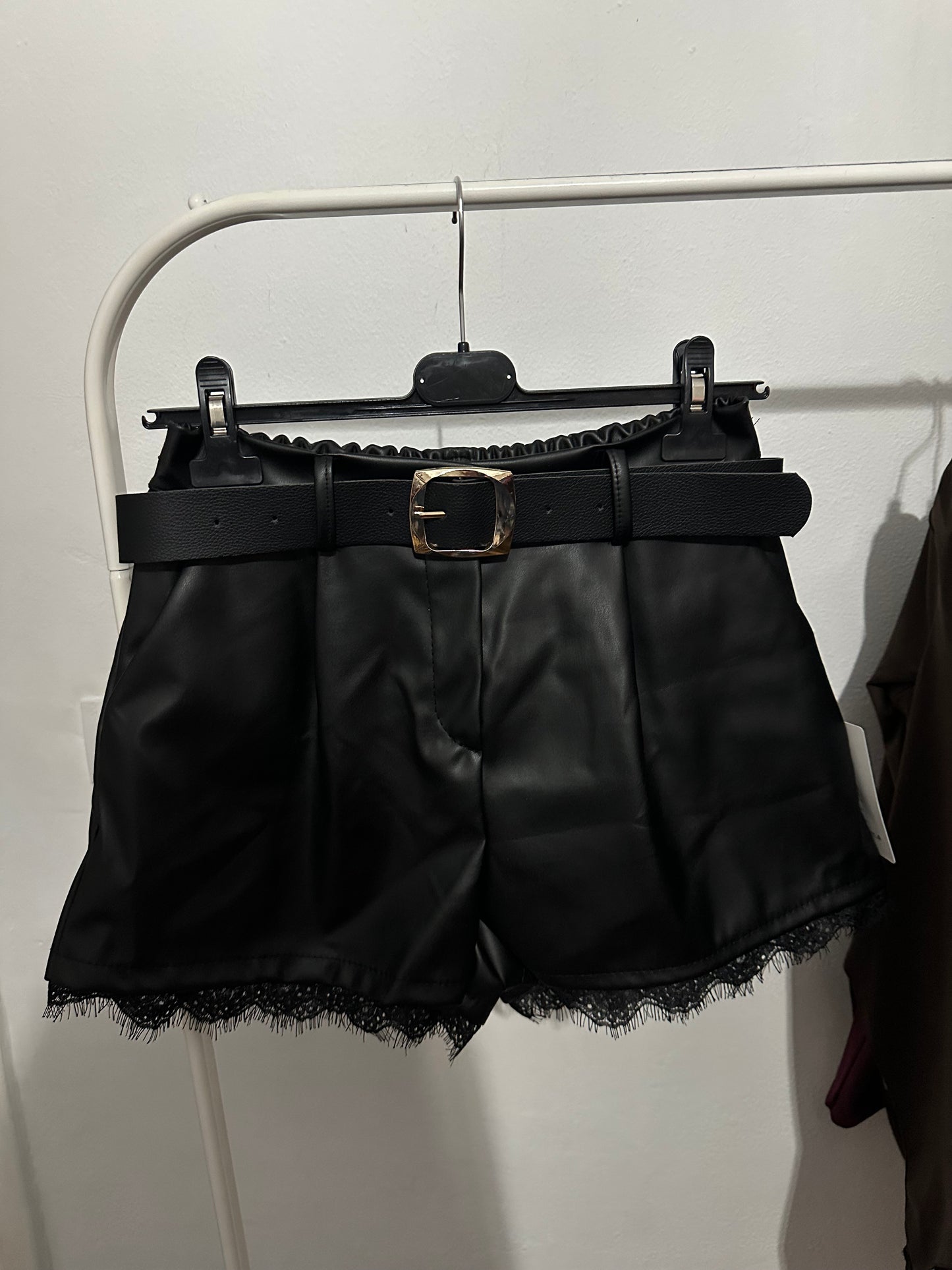 SHORT POLIPIEL ENCAJE