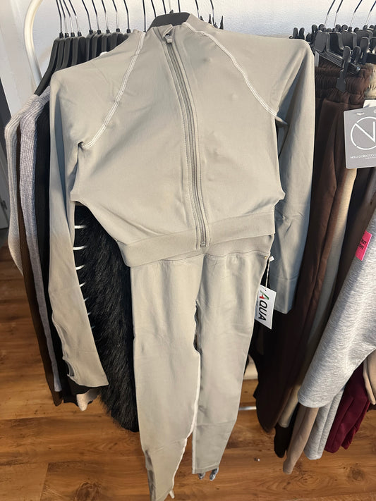 CONJUNTO DEPOR LEGGINS