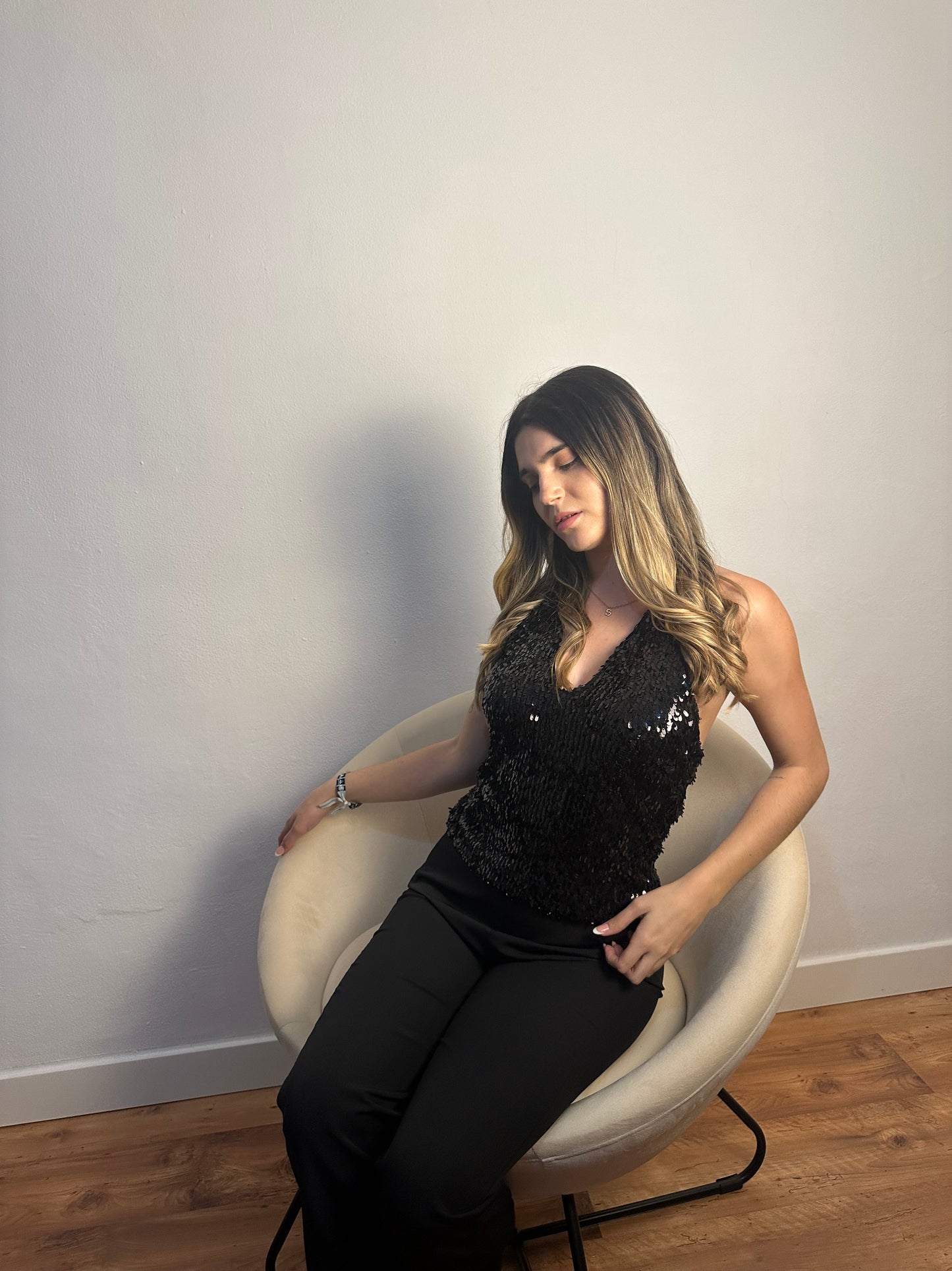 TOP LENTEJUELAS BLACK