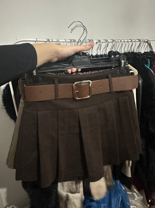 FALDA SHORT CINTU GRUESO