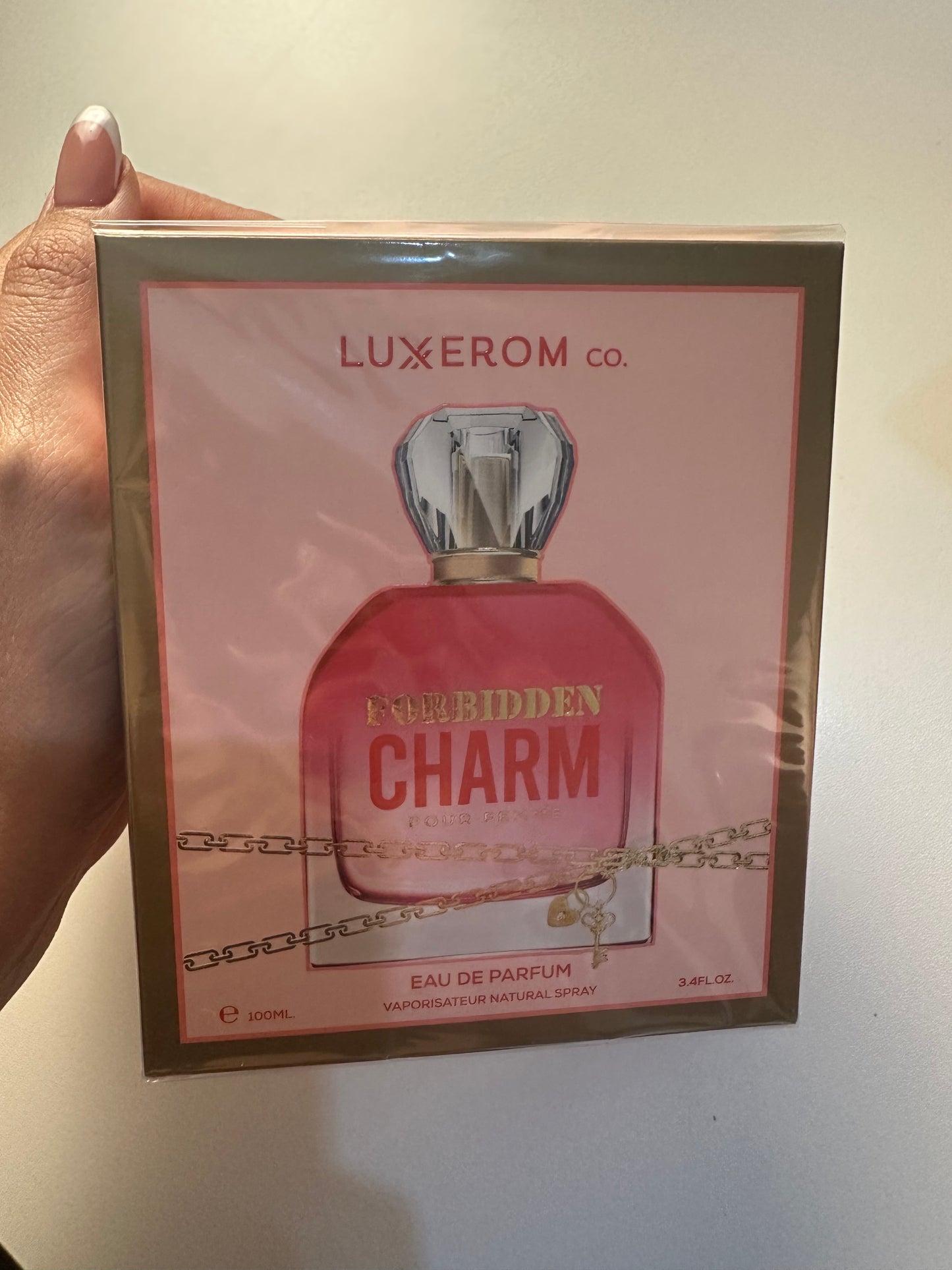 PERFUME FORBIDDEN CHARM