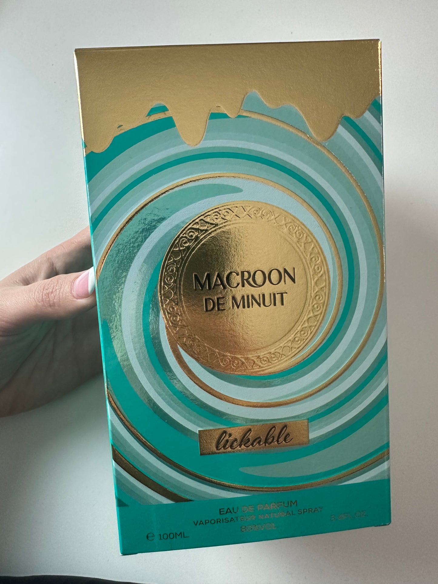 PERFUME MACROON DE MINUIT